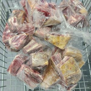 Fresh Goat Meat / A slot